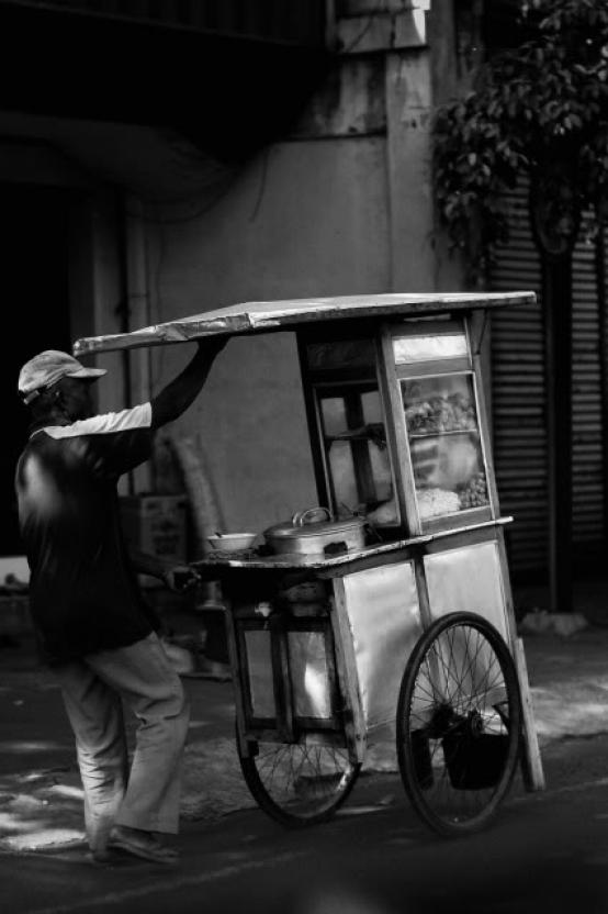 Belajar Dari Tukang Bakso